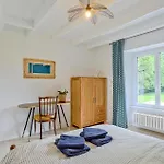 Σπίτι διακοπών 4 Bedroom Gorgeous Home In Dangy Dangy