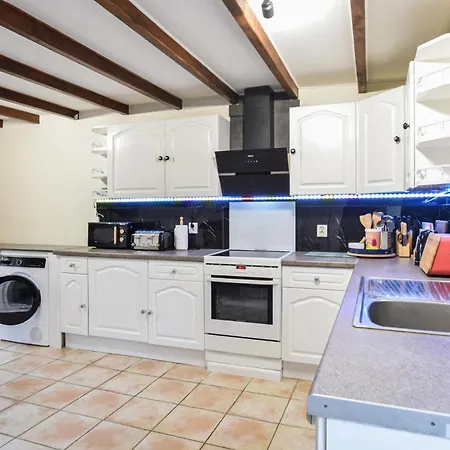 4 Bedroom Awesome In 펜션