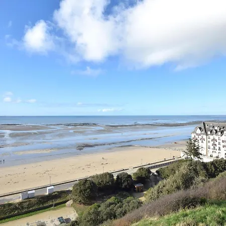 度假居 Lovely In With House A Panoramic View Dangy