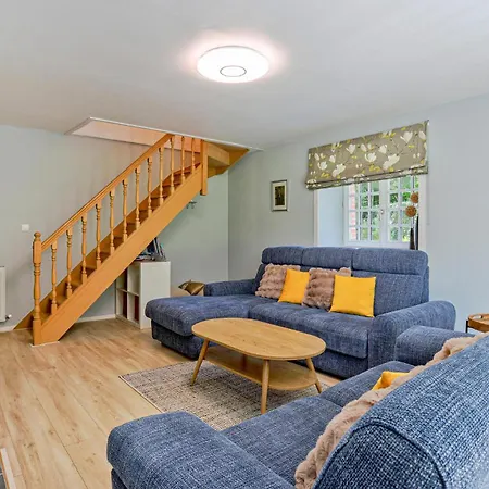 4 Bedroom Awesome Home In Dangy Dangy