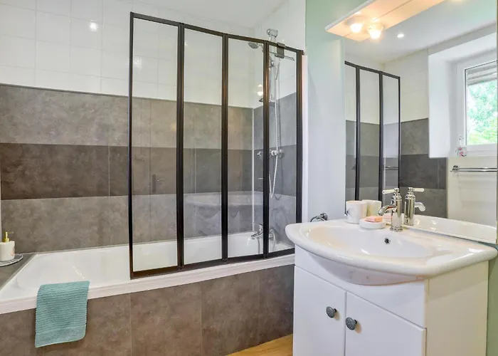 Stunning In With Wifi